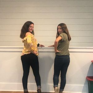 Meet your Posher, Lacey